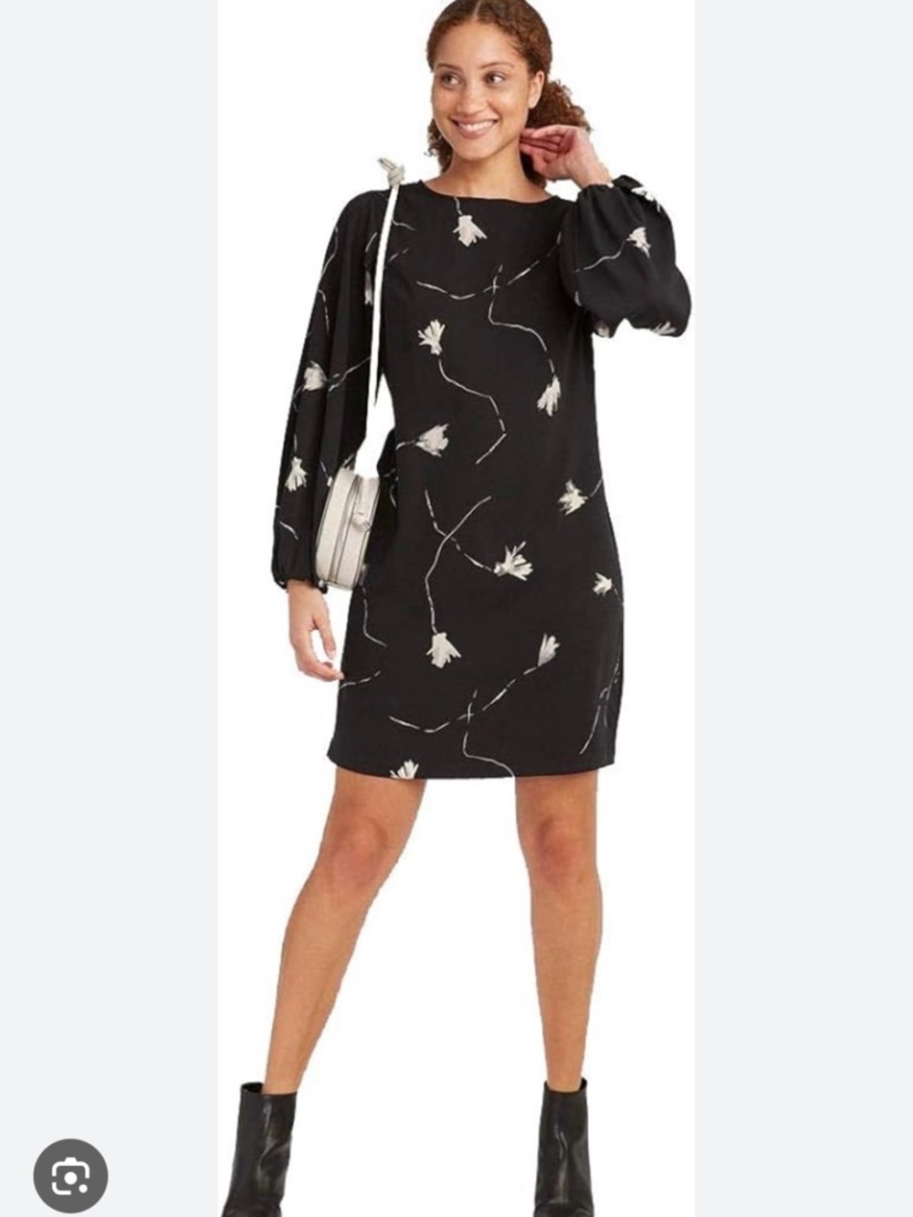 Black Floral Long-Sleeve Shift Dress